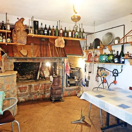 Apartment Maslina *